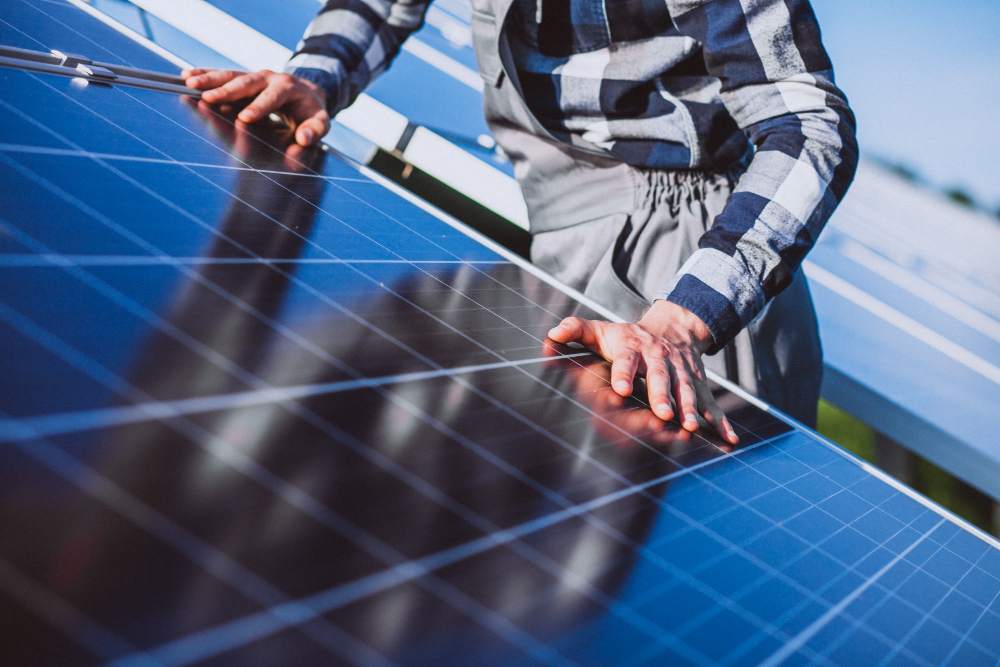 Prednosti i nedostatci solarne elektrane za kućanstva